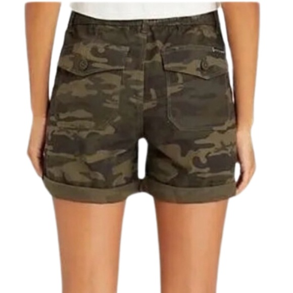 New with Tags Sanctuary Social Standard Women's Hero Relaxed Camo Utility Shorts - Picture 2 of 16